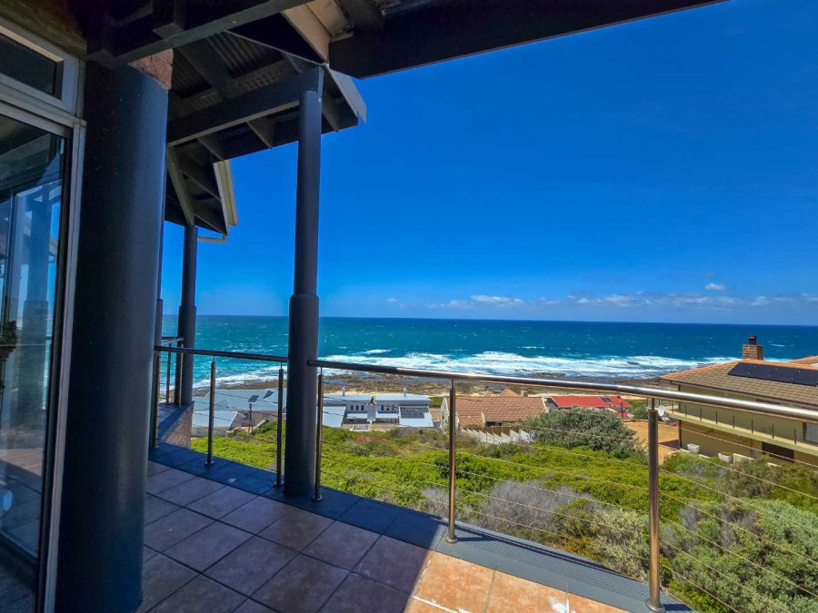 4 Bedroom Property for Sale in Jongensfontein Western Cape